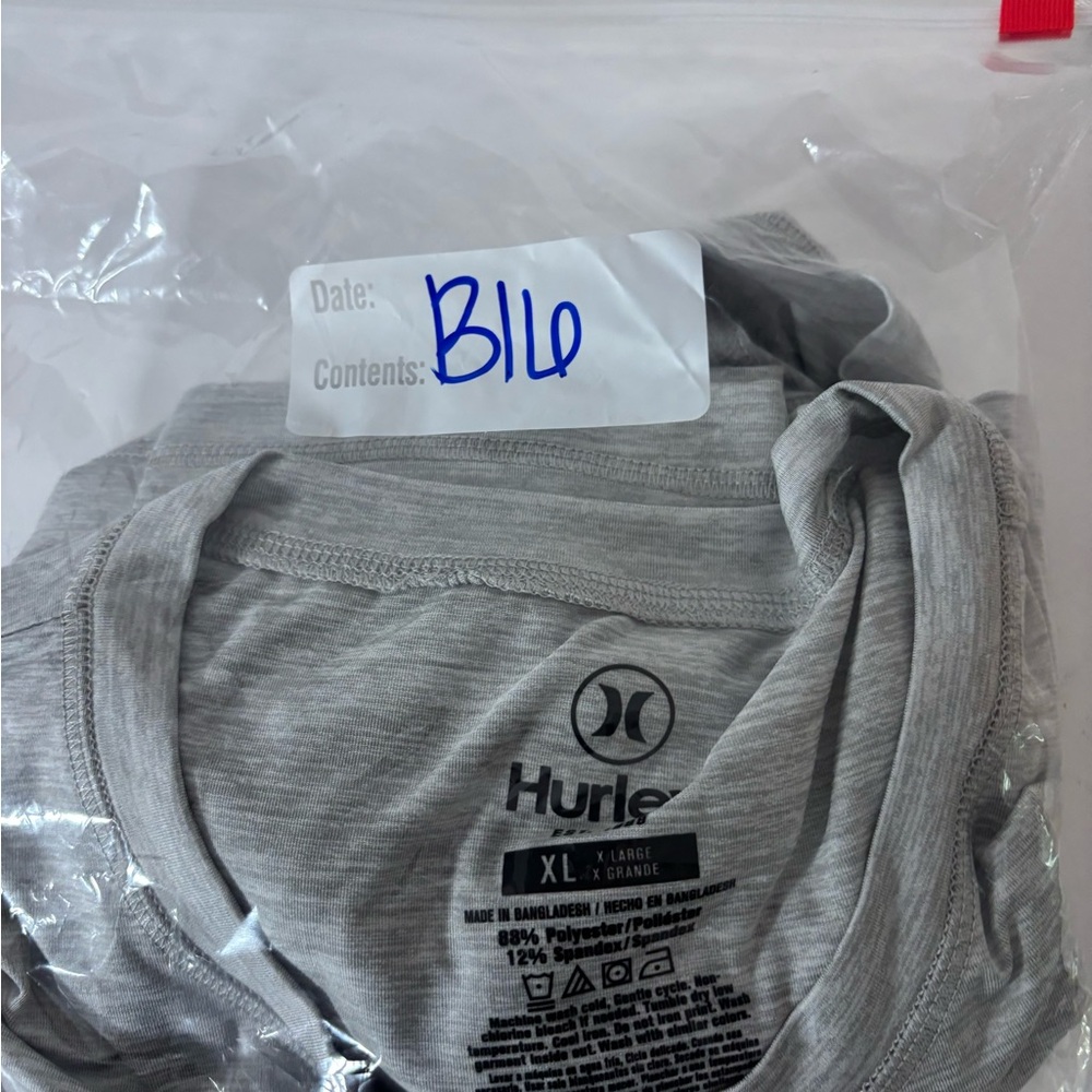 Hurley Men’s XL Gray Long Sleeve Shirt Blue Writing Casual Dri Fit Material - Picture 8 of 8